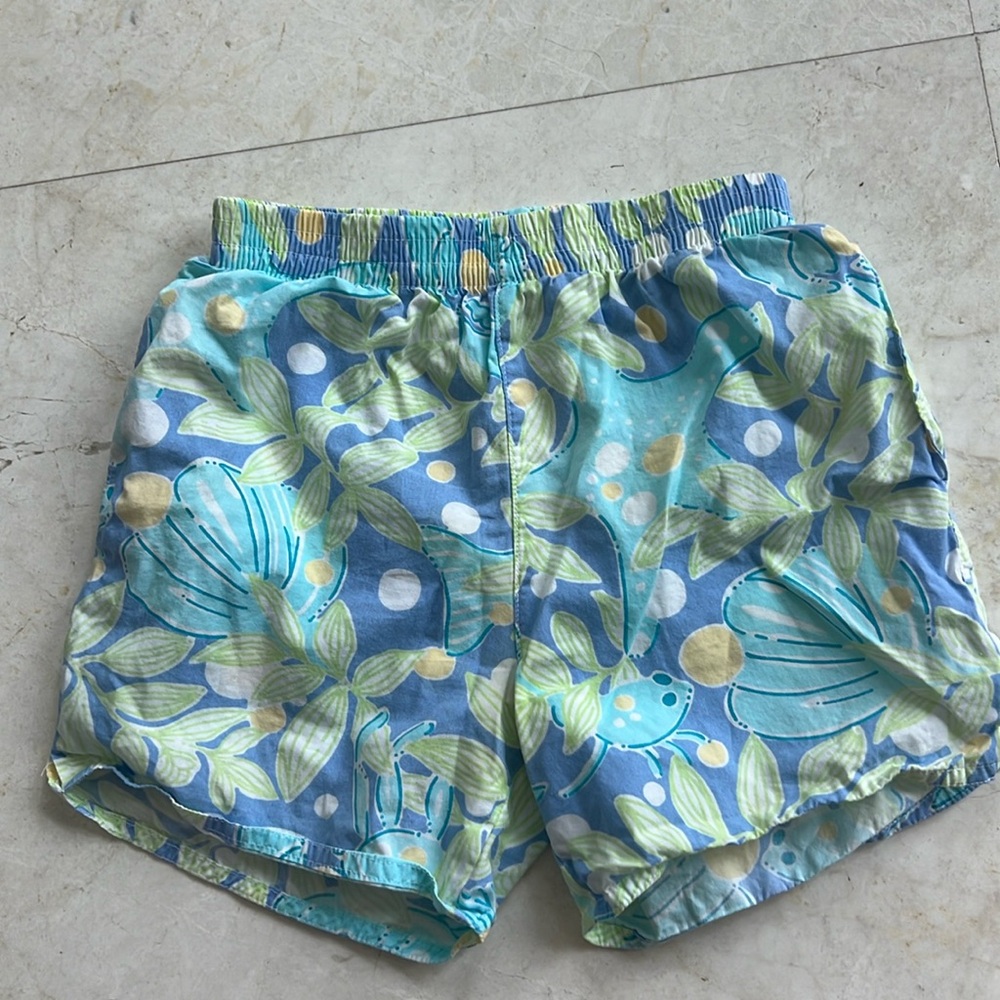 Lilly Pulitzer Unisex Children’s Shorts Sz 4T. Blue/Purple Crab, Shell design.